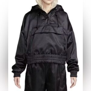 Women’s Nike Sportswear Circa 96 Oversized Crop Jacket, Black New
